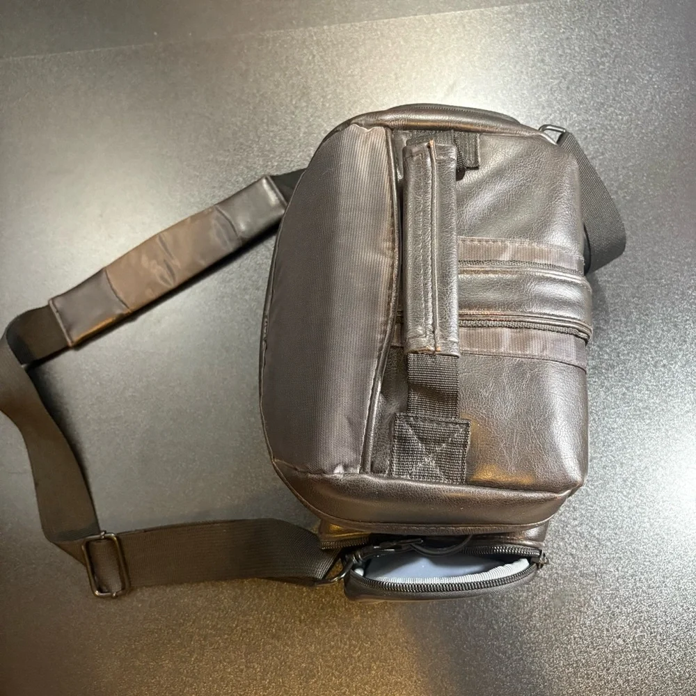 Black and Gray Messenger Bag with‎ Adjustable Strap